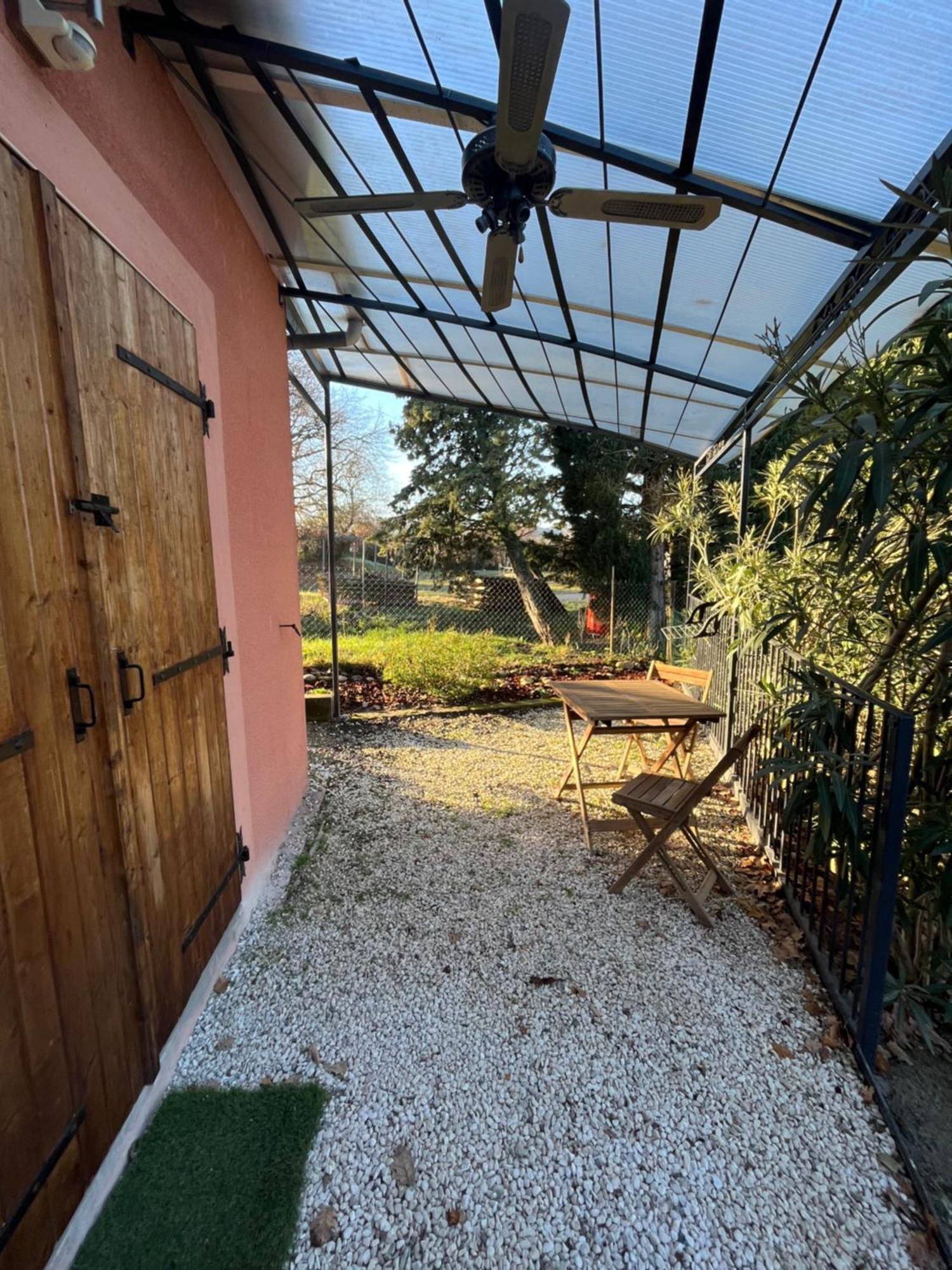 Studio Cosy Avec Climatisation Et Terrasse Malataverne Exterior photo