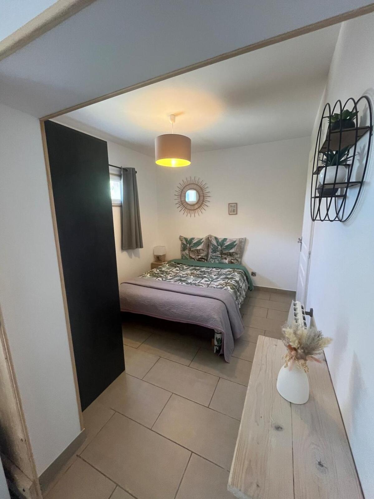 Studio Cosy Avec Climatisation Et Terrasse Malataverne Exterior photo