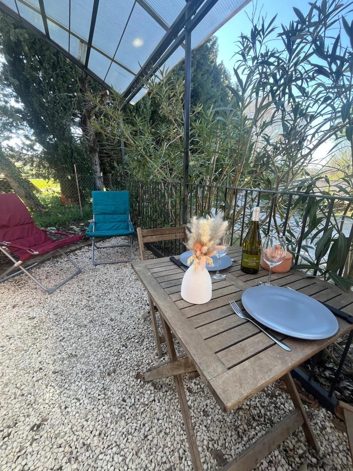 Studio Cosy Avec Climatisation Et Terrasse Malataverne Exterior photo