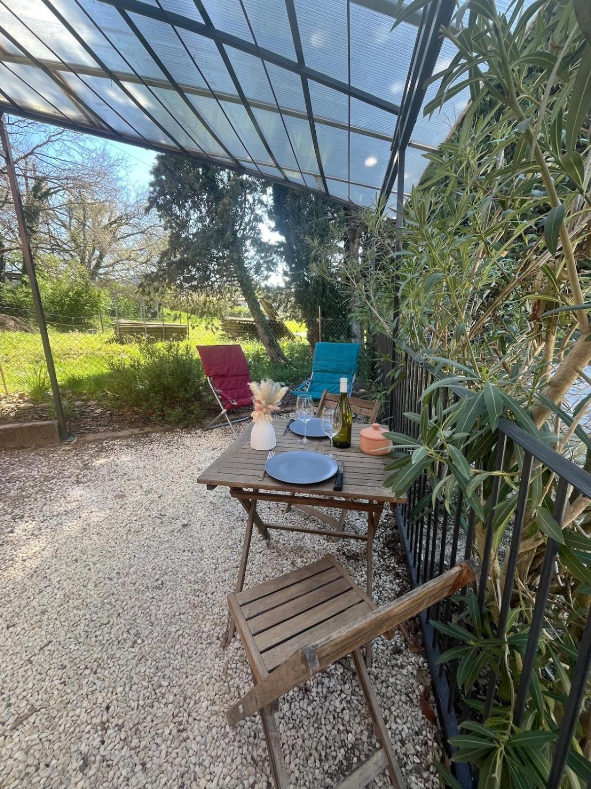Studio Cosy Avec Climatisation Et Terrasse Malataverne Exterior photo